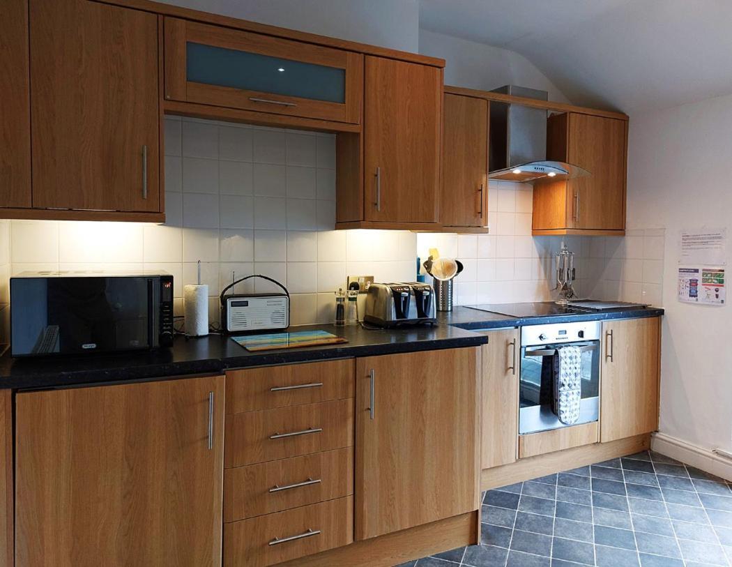Salt Marsh Apartment Tywyn Buitenkant foto