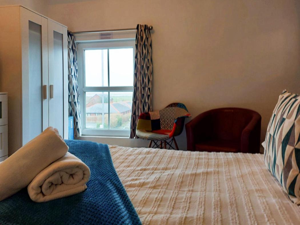 Salt Marsh Apartment Tywyn Buitenkant foto