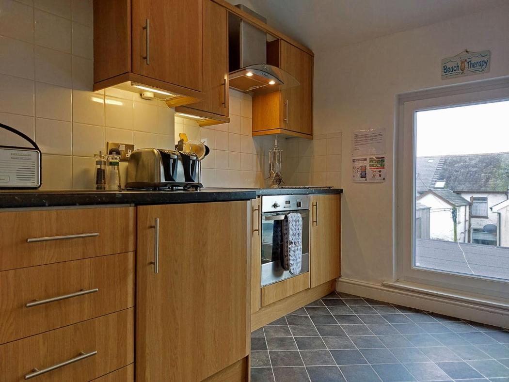 Salt Marsh Apartment Tywyn Buitenkant foto
