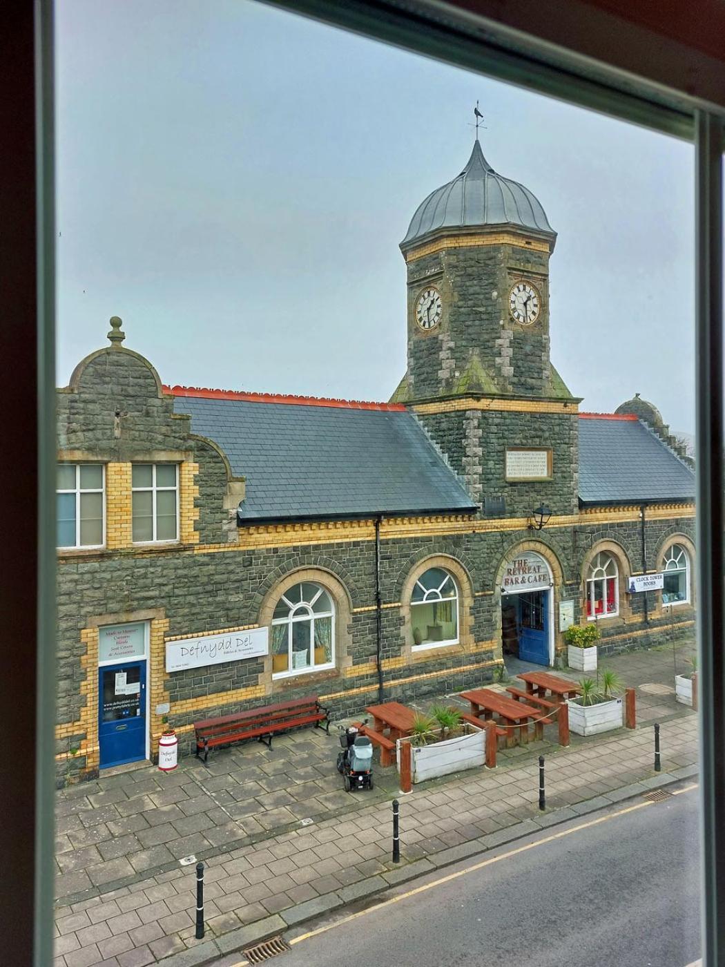 Salt Marsh Apartment Tywyn Buitenkant foto